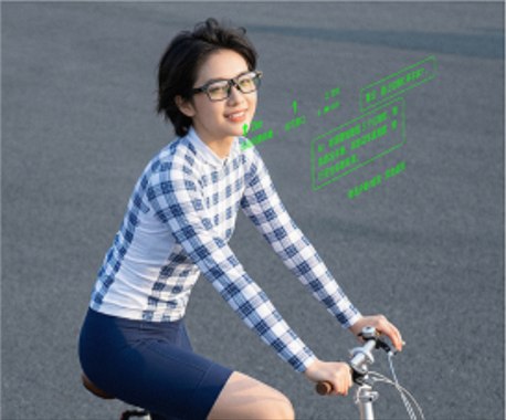 Concept navigation prompts shown to a cyclist wearing C100